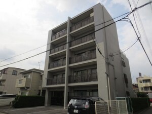 春岡マンション外観写真