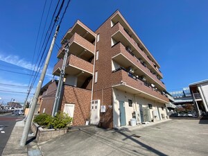 クレスト一社外観写真