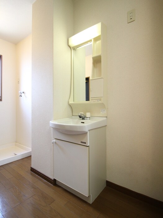 物件内観写真13　(洗面)