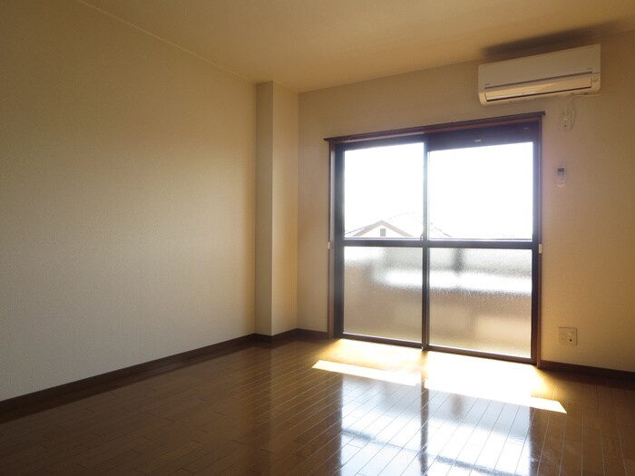 物件内観写真17　(居室)