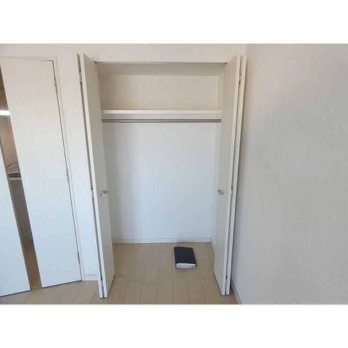 物件内観写真10　(収納)