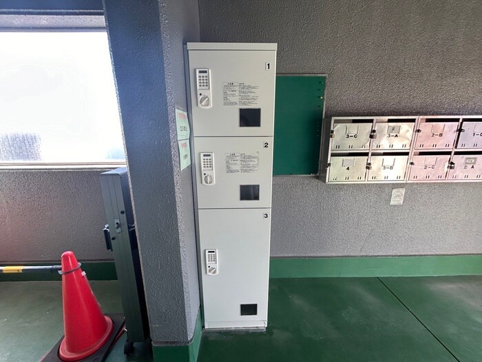 物件外観写真4　(建物設備)