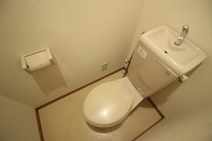 物件内観写真10　(トイレ)