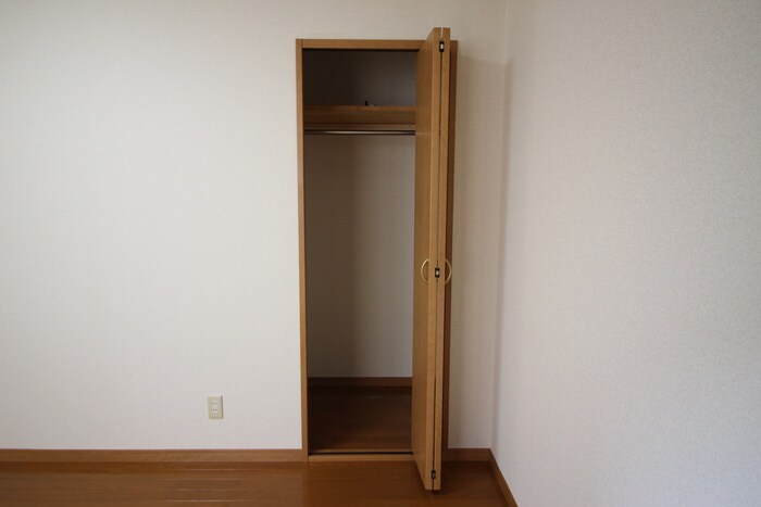 物件内観写真13　(収納)