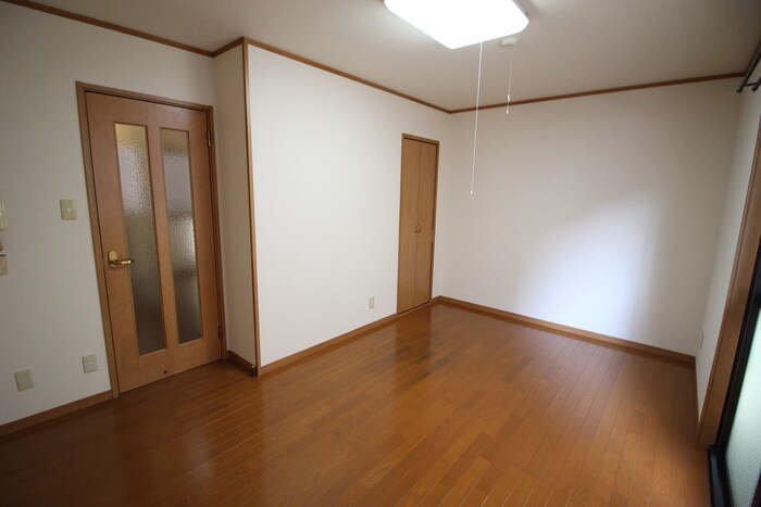 物件内観写真18　(居室)