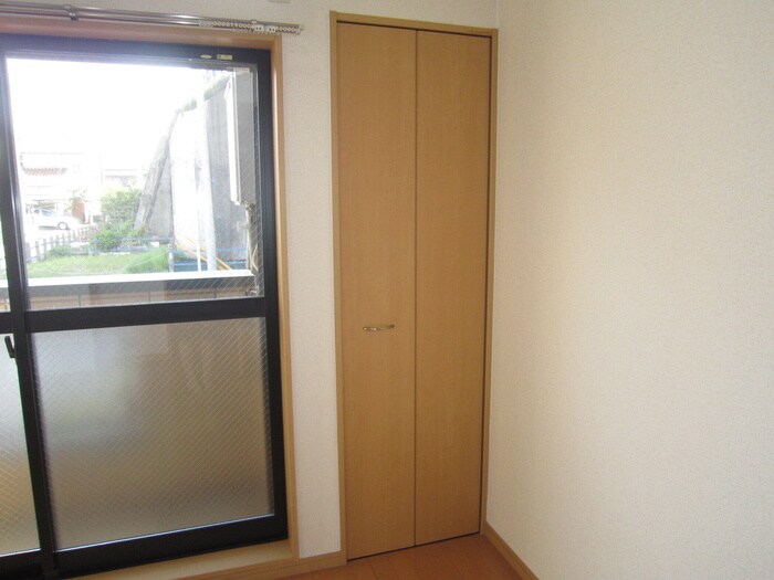 物件内観写真11　(収納)