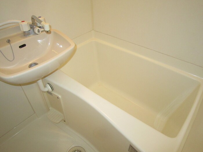 物件内観写真12　(バス／シャワールーム等)