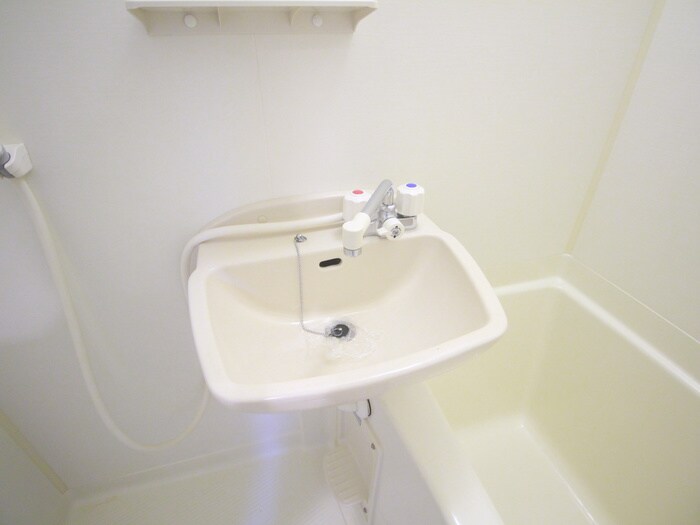 物件内観写真15　(洗面)