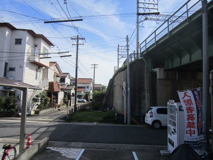 物件内観写真22　(室内からの展望)