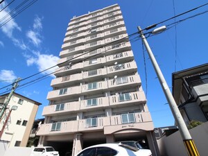 エステ－ト鳴海外観写真