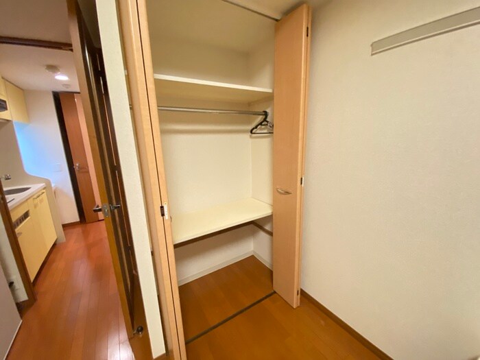 物件内観写真11　(収納)