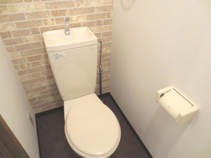 物件内観写真11　(トイレ)