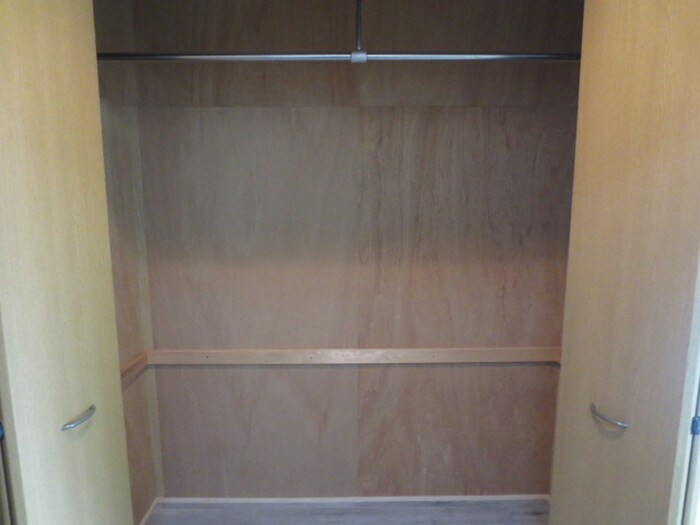 物件内観写真16　(収納)