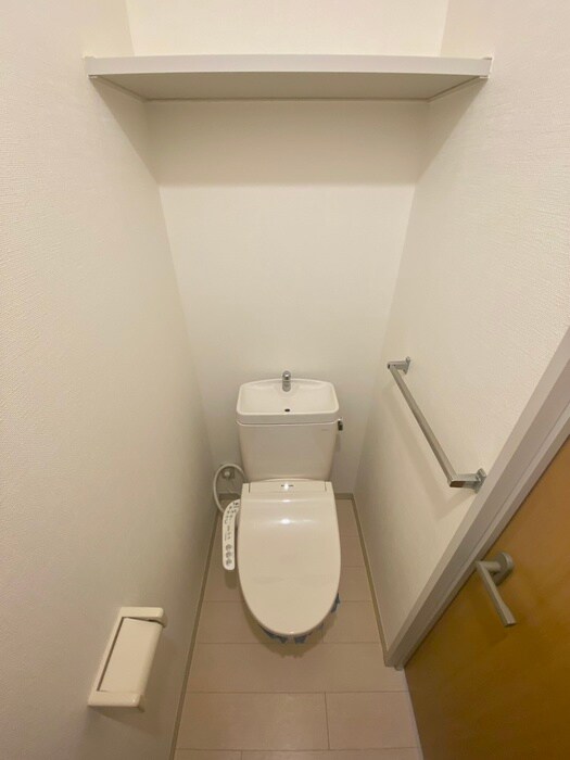 物件内観写真12　(トイレ)