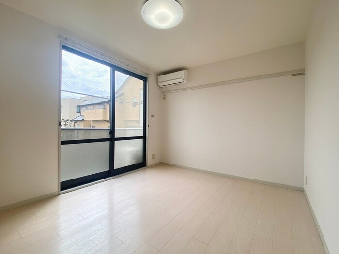 物件内観写真21　(居室)