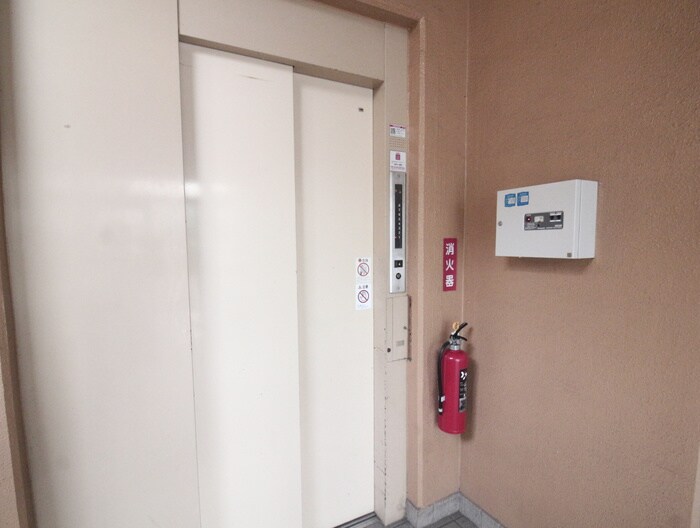 物件外観写真4　(建物設備)