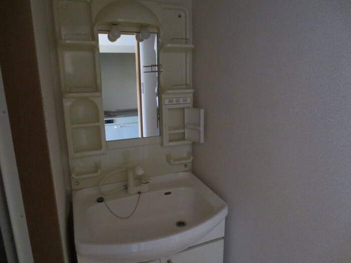 物件内観写真10　(洗面)