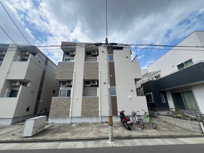 物件外観写真2　(外観写真)