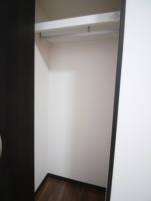 物件内観写真9　(収納)