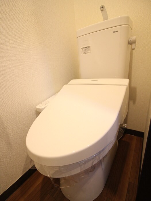 物件内観写真14　(トイレ)