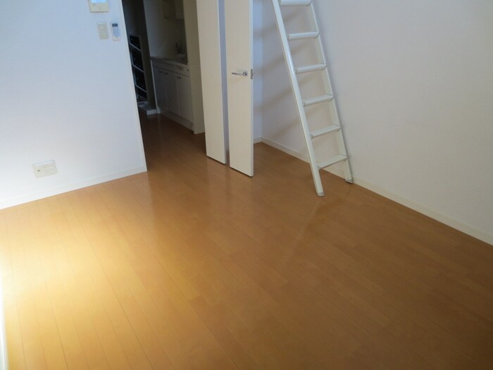 物件内観写真4　(居室)