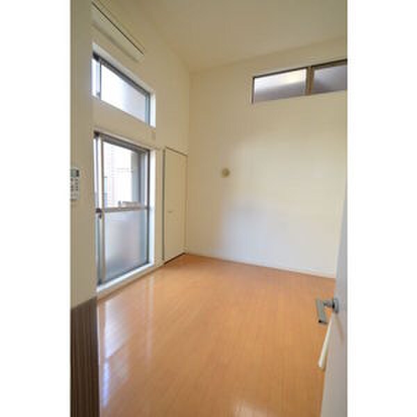 物件内観写真5　(居室)