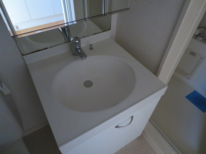 物件内観写真8　(洗面)