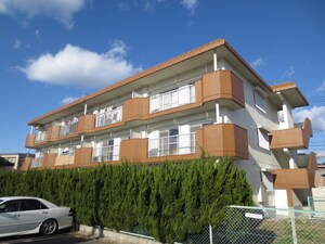マンション西浦外観写真