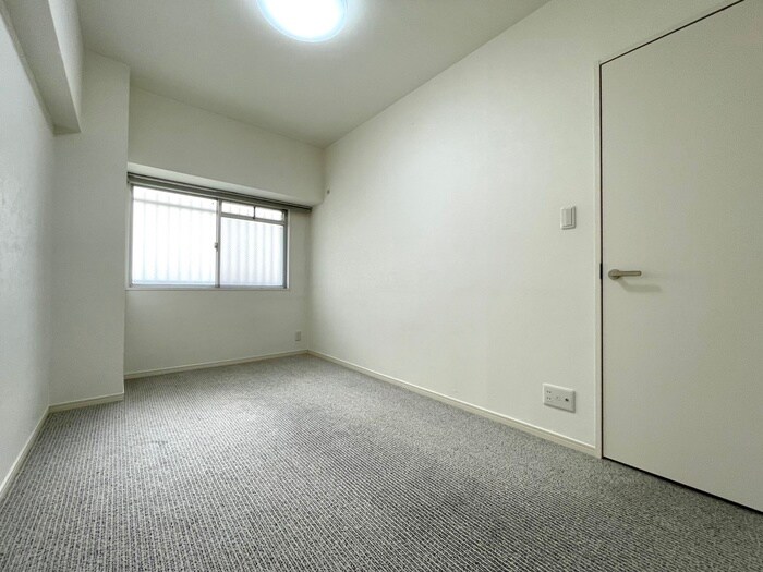 物件内観写真10　(居室)