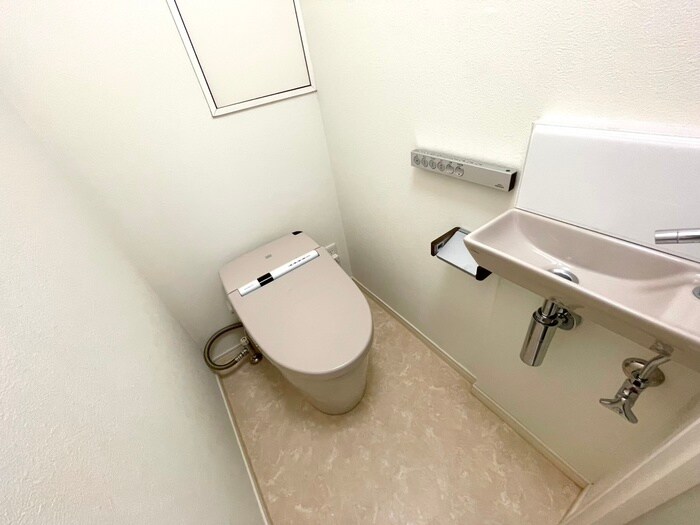 物件内観写真15　(トイレ)