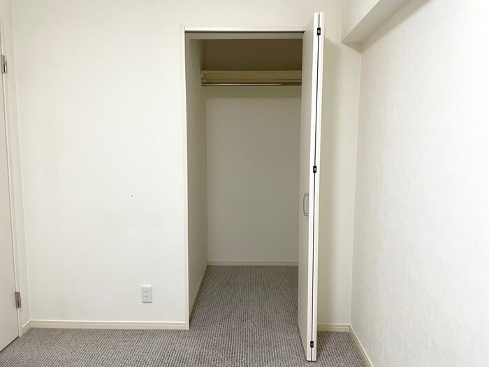 物件内観写真16　(収納)