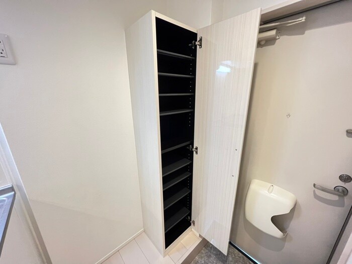 物件内観写真17　(靴箱)