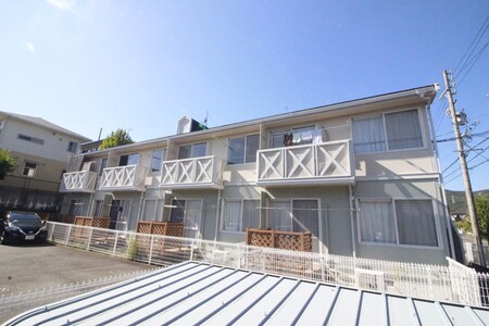 ストーンヒルズＡ棟外観写真