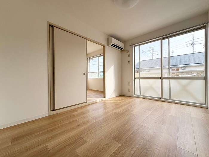 物件内観写真9　(居室)