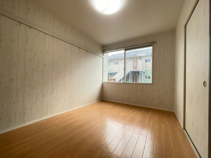 物件内観写真18　(居室)