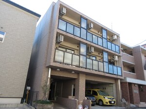 ラシュレ筒井外観写真