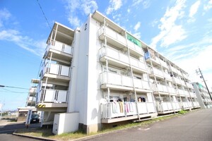 ビレッジハウス若林2号棟外観写真