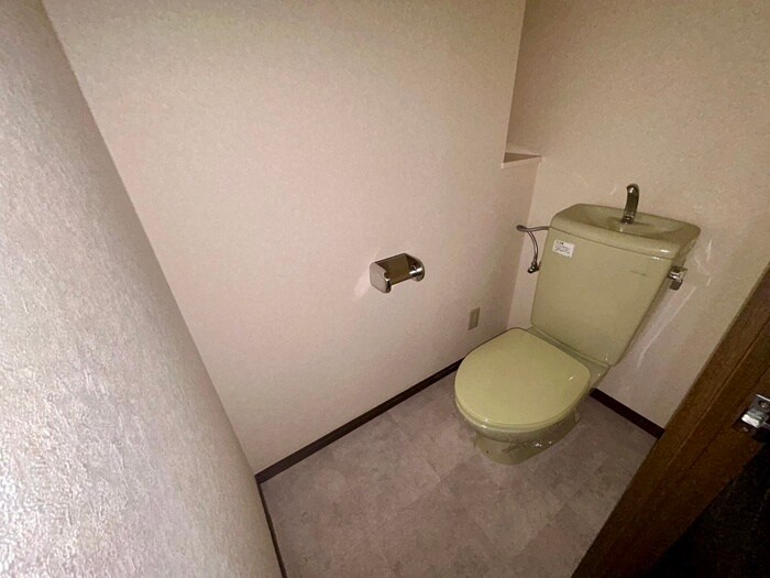 物件内観写真13　(トイレ)