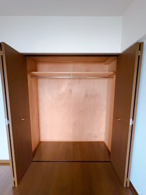 物件内観写真16　(収納)