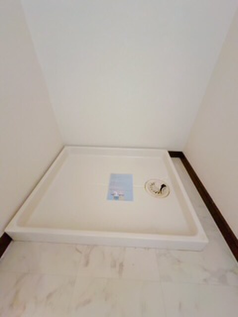 物件内観写真21　(洗濯機置場)