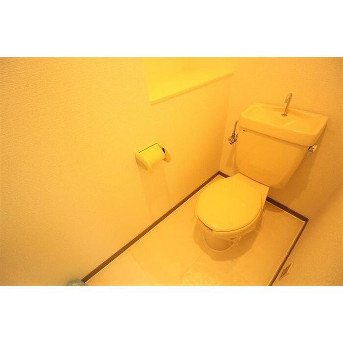 物件内観写真9　(トイレ)