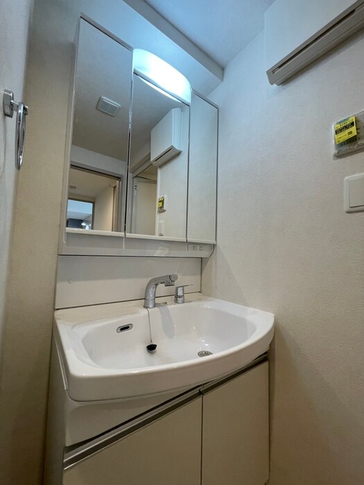 物件内観写真15　(洗面)