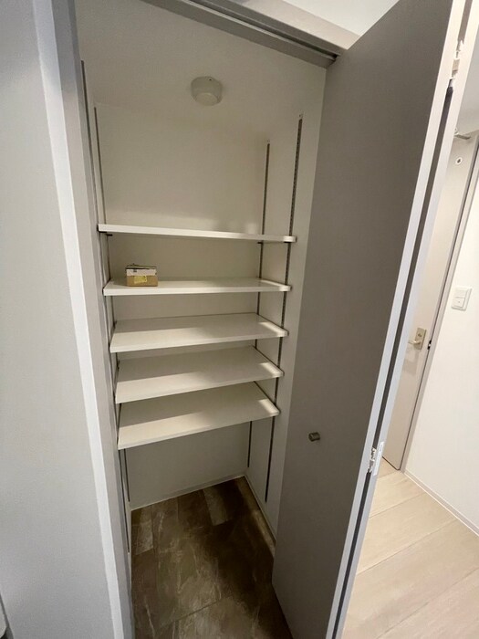 物件内観写真20　(収納)