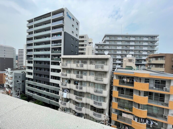 物件内観写真22　(室内からの展望)