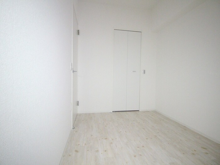 物件内観写真18　(居室)