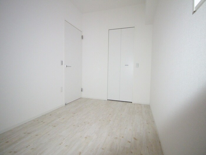 物件内観写真22　(居室)