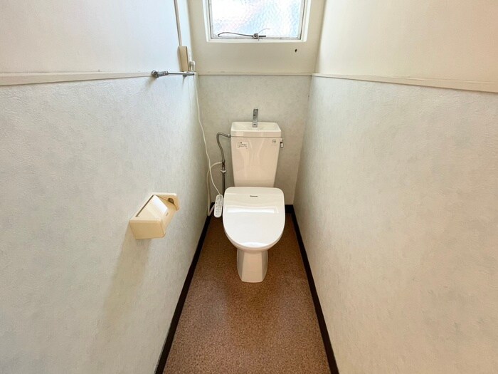 物件内観写真11　(トイレ)