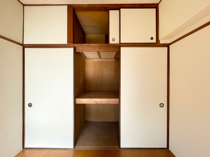 物件内観写真12　(収納)