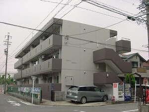 リヴェールショウメイ外観写真