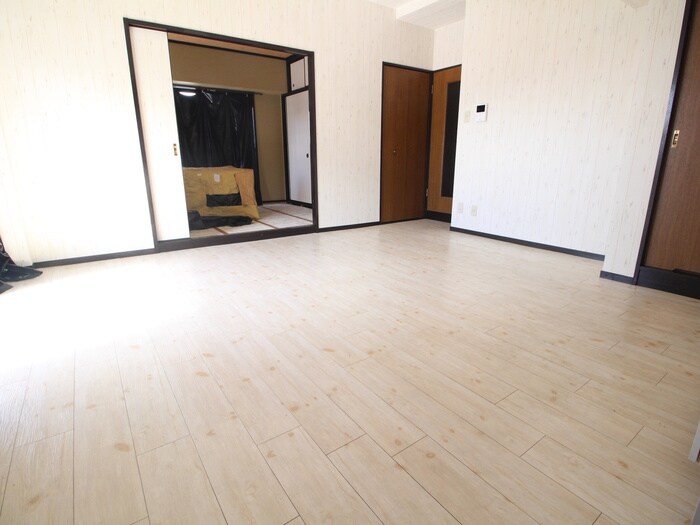 物件内観写真11　(居室)